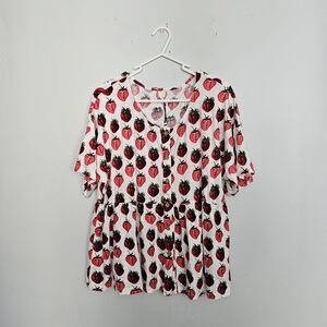NWT Kate Quinn The Woods Women’s Strawberry Print Button-Front Blouse
